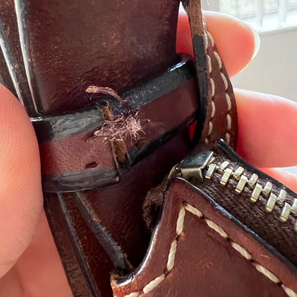 Dooney & Bourke shoulder bag - Picture 10 of 15